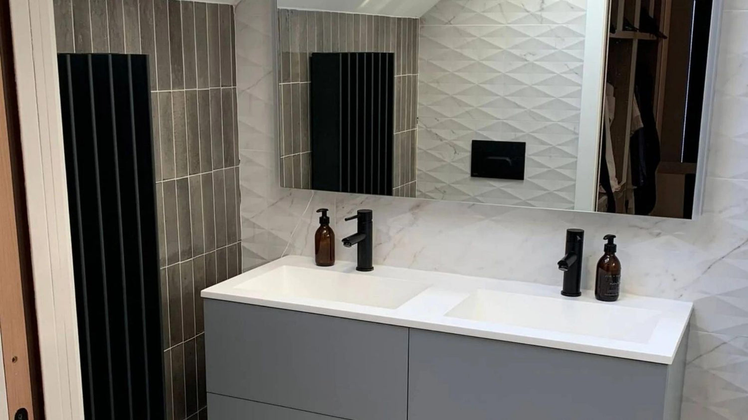 Double Gordon heated towel warmer